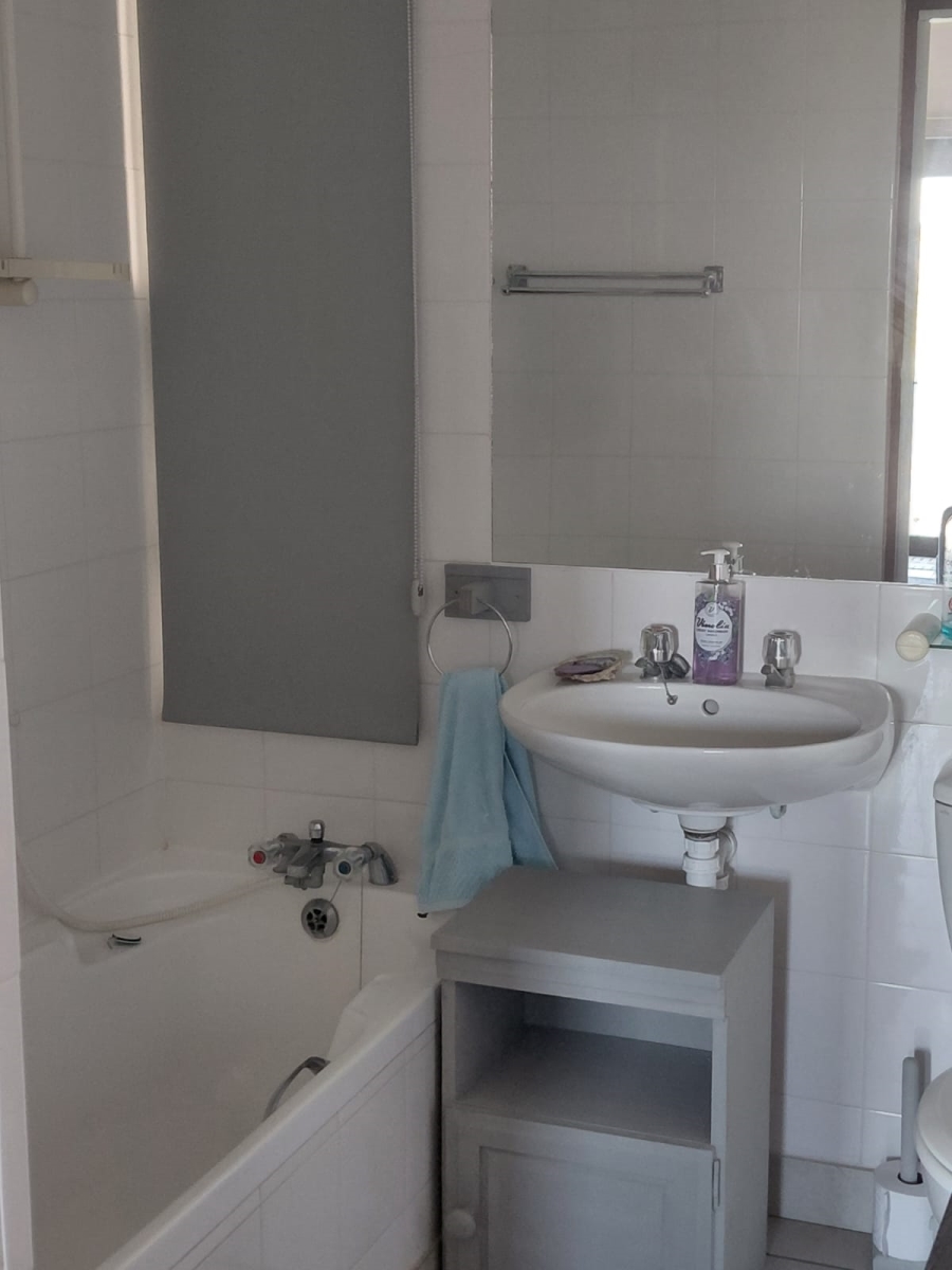 3 Bedroom Property for Sale in Stilbaai Wes Western Cape
